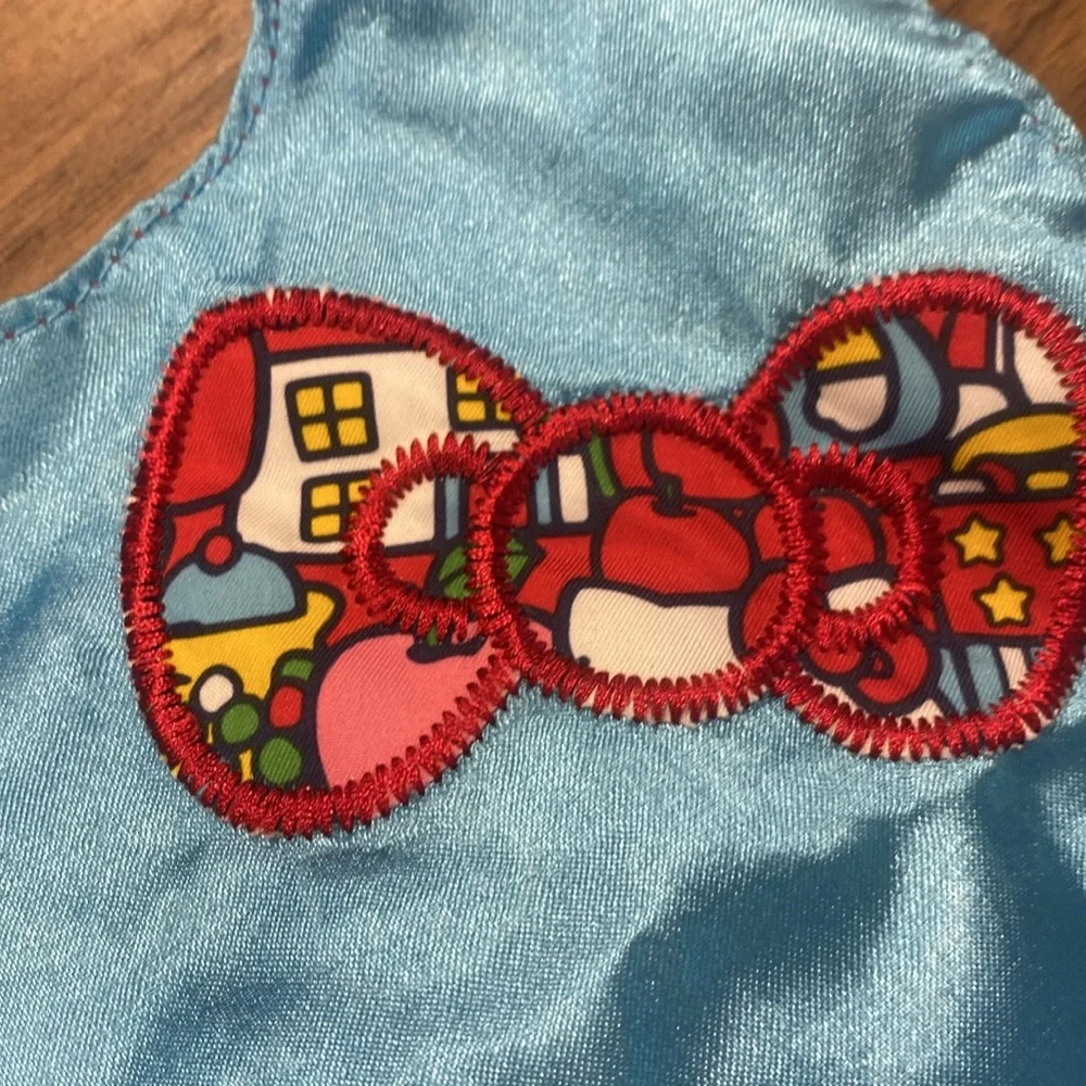Ju Ju Be Be Neat bib. Hello kitty